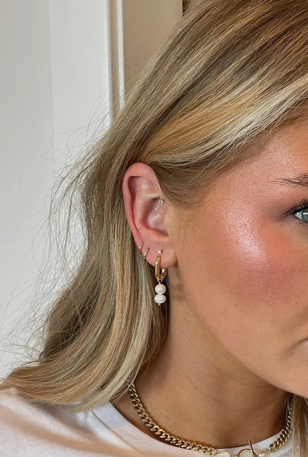 maycee double pearl earring