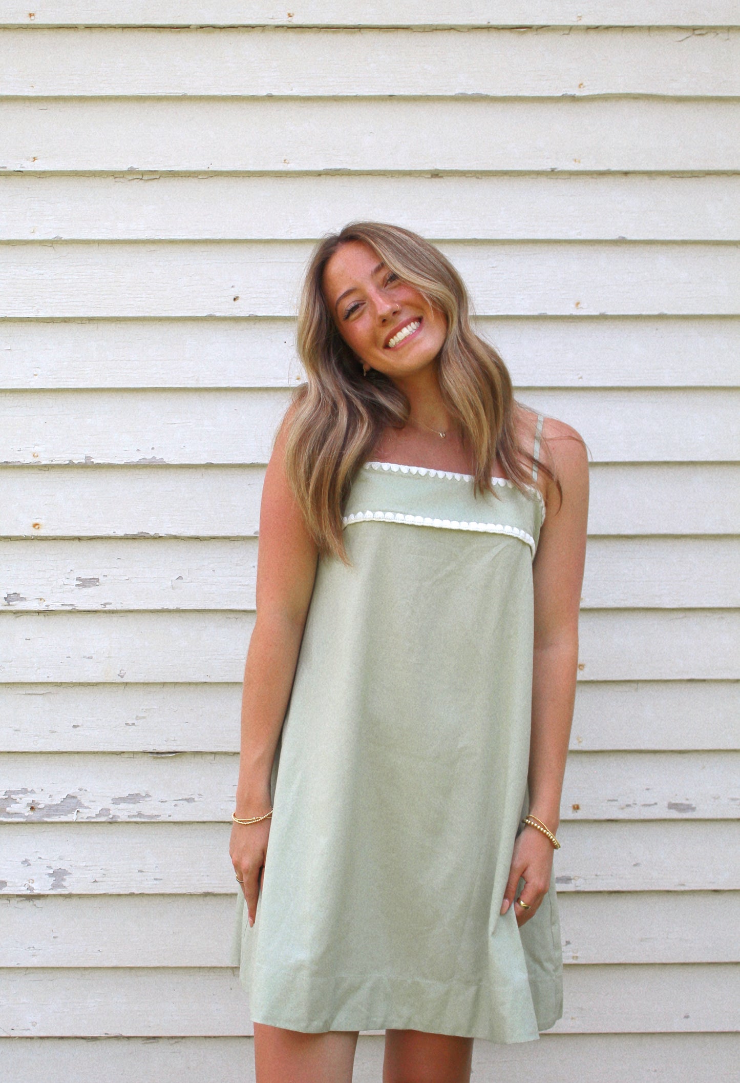 iris stitched detail dress