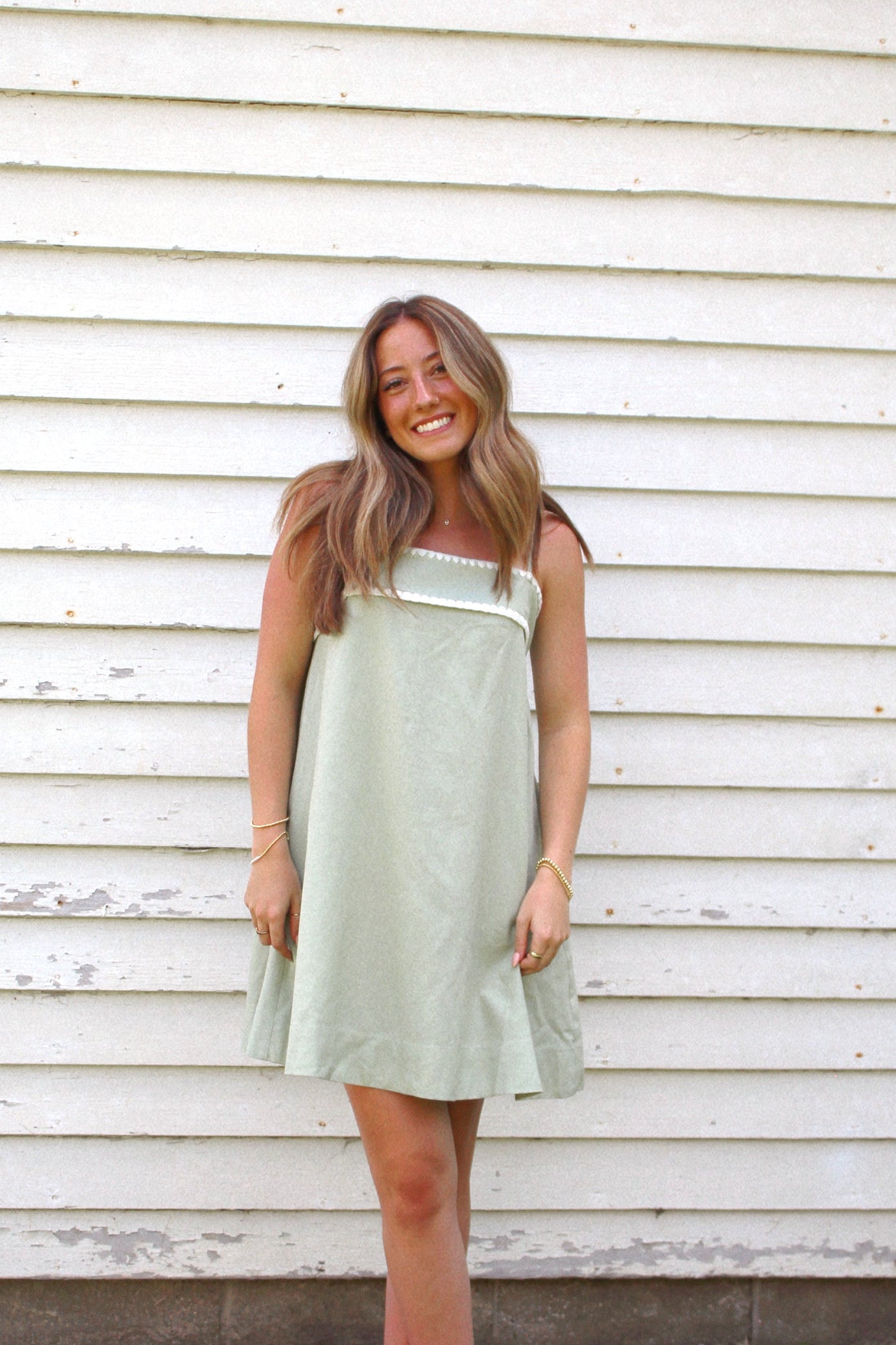 iris stitched detail dress