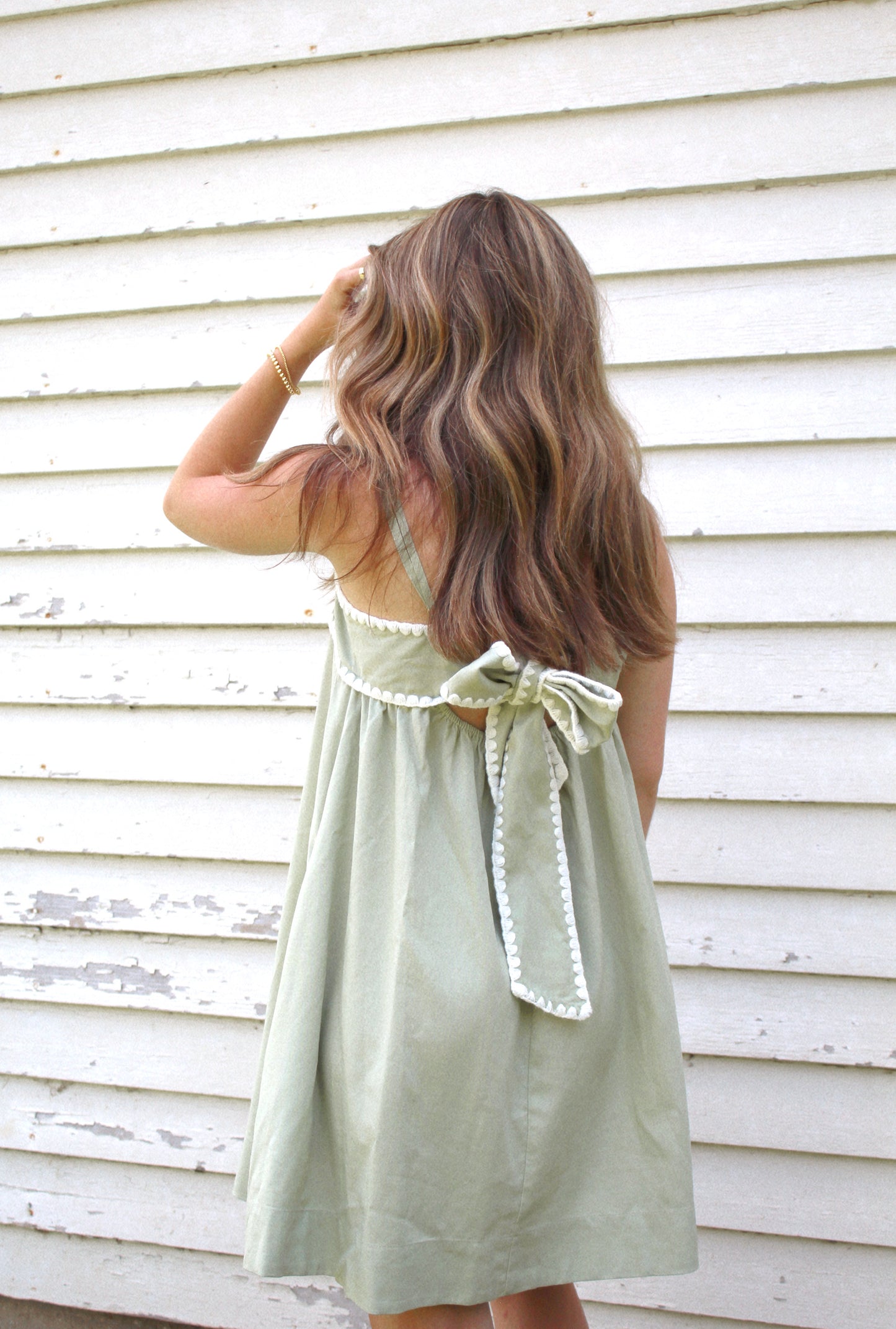 iris stitched detail dress